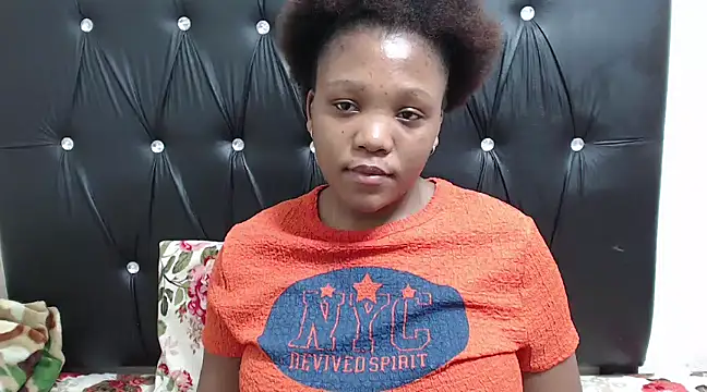 Beyoncex05 online show from 03/11/25, 08:31