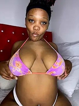 Beyoncex05 online show from 10/07/25, 07:44