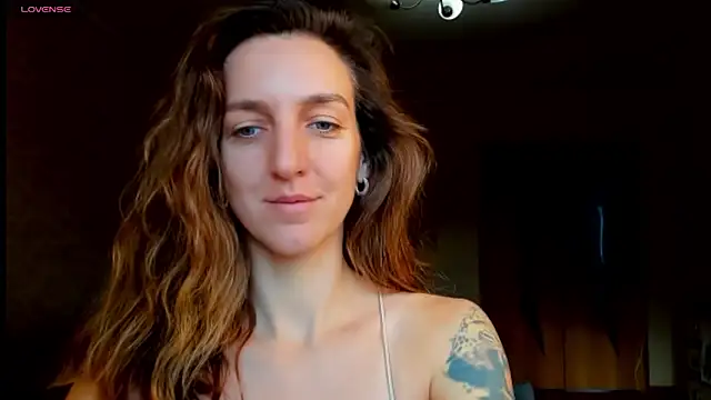 Snapshot of desired_zzoya chatting on 10/28/25, 03:21 desired zzoya online show from 10/28/25, 03:21