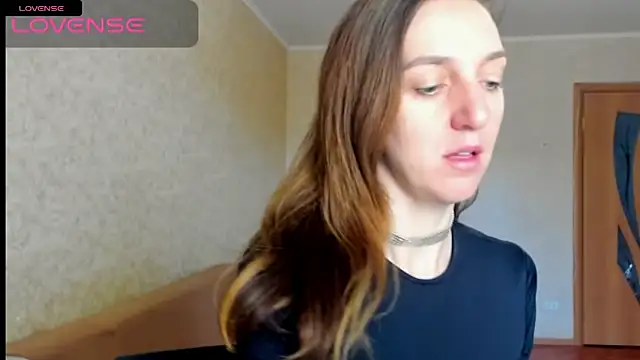 desired zzoya online show from 05/23/26, 12:49