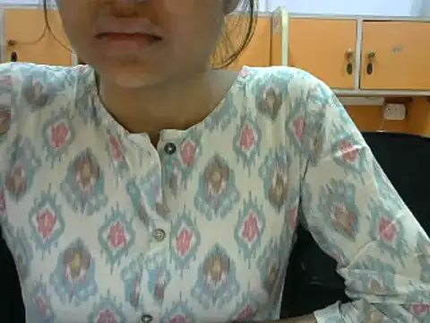 Snapshot of mayra89 chatting on 03/06/25, 11:36 mayra89 online show from 03/06/25, 11:36