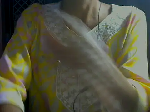 Snapshot of mayra89 chatting on 10/13/25, 01:55 mayra89 online show from 10/13/25, 01:55