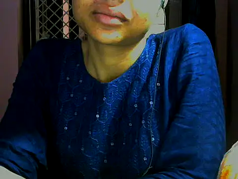 Snapshot of mayra89 chatting on 10/15/25, 01:28 mayra89 online show from 10/15/25, 01:28