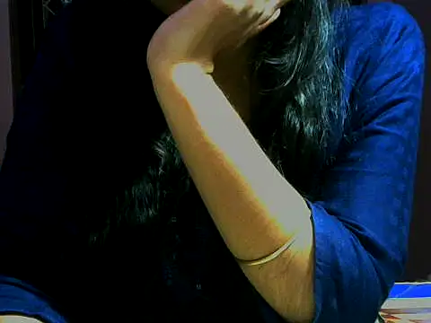 Snapshot of mayra89 chatting on 11/01/25, 02:30 mayra89 online show from 11/01/25, 02:30