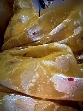 Snapshot of Neha-Bhabhi-Rasily chatting on 11/13/25, 04:28 Neha-Bhabhi-Rasily online show from 11/13/25, 04:28