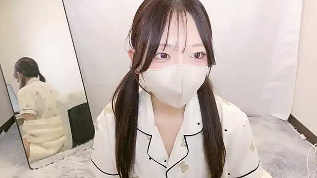 Snapshot of mami-pokoch chatting on 10/21/25, 01:56 mami-pokoch online show from 10/21/25, 01:56