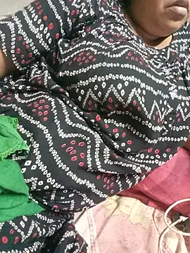 Snapshot of Pakhi_Couple_69 chatting on 07/23/26, 02:26 Pakhi Couple 69 online show from 07/23/26, 02:26