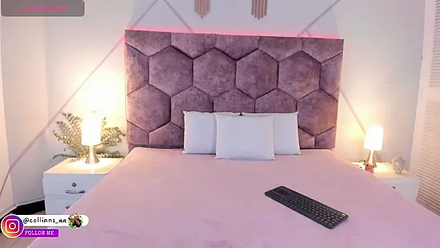 aurora collinss  online show from 02/26/26, 12:37