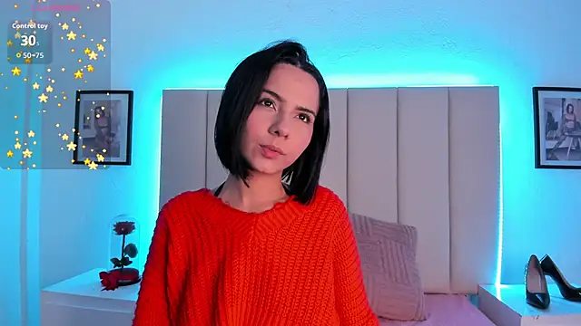 aurora collinss  online show from 04/22/26, 02:29