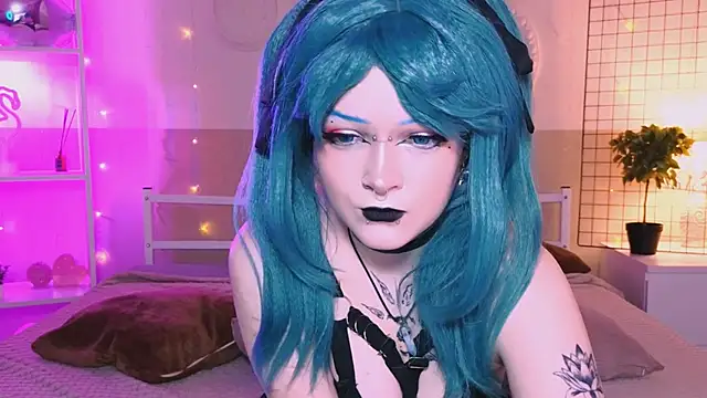 NicoleFlloret online show from 03/22/25, 08:51