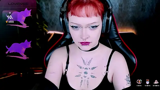 NicoleFlloret online show from 09/15/25, 08:20
