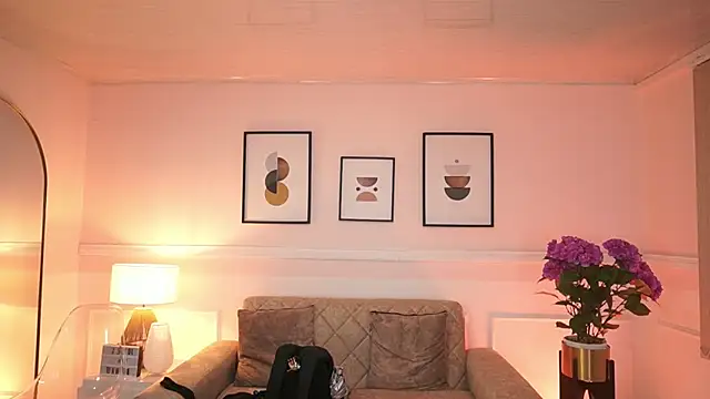 JulesBenett online show from 10/10/25, 11:31