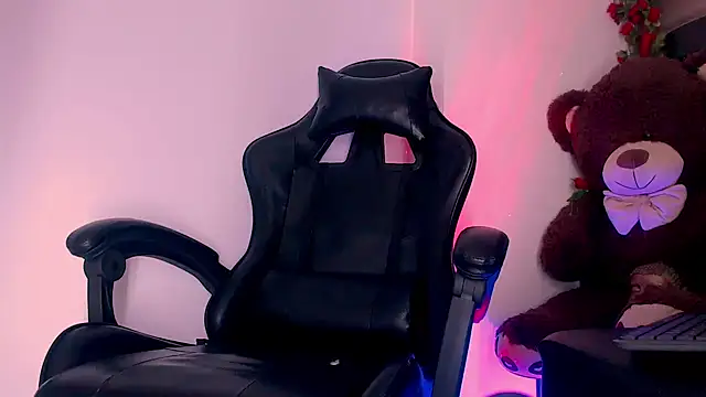 SashaNova online show from 02/14/26, 08:00