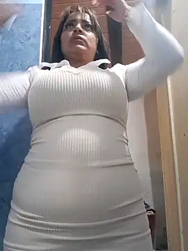 Sarah917 online show from 12/16/25, 03:50