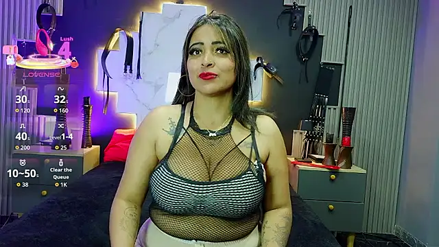 Sarah917 online show from 03/06/26, 07:54