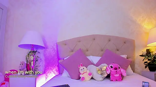 Mia Montess online show from 04/18/26, 12:42