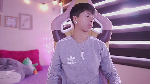 tommy blue online show from 03/10/25, 12:15