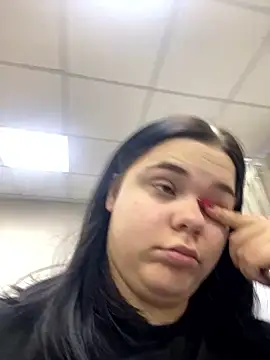 Eliss Shyyo online show from 01/15/26, 07:57