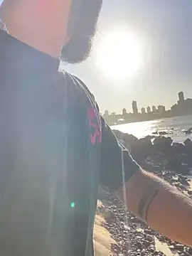 Snapshot of Dasul_ chatting on 10/10/25, 07:02 Dasul online show from 10/10/25, 07:02