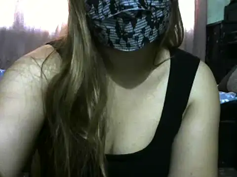 Snapshot of cute_kuku chatting on 03/20/25, 02:51 cute kuku online show from 03/20/25, 02:51