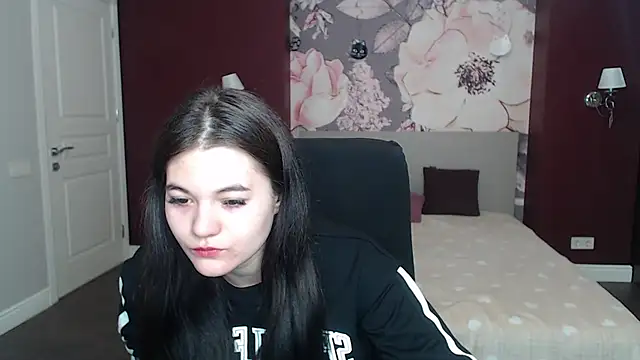 ElinaMils online show from 03/12/25, 06:29