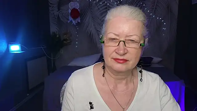 Maya Mayflower online show from 03/14/25, 06:10