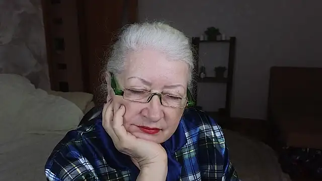 Maya Mayflower online show from 03/20/25, 08:42