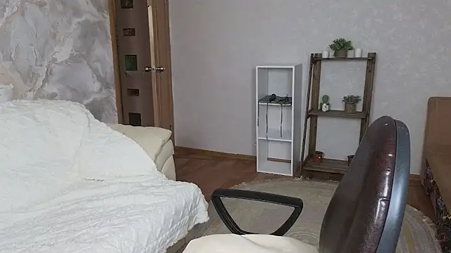 Maya Mayflower online show from 03/20/25, 06:31