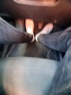 Snapshot of GM51-1988 chatting on 09/09/25, 03:22 GM51-1988 online show from 09/09/25, 03:22