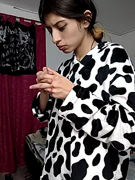 KratosAfroditacs online show from 04/23/26, 12:29