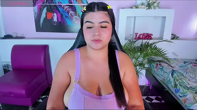 Snapshot of rose_honey_ chatting on 09/15/25, 07:58 rose honey online show from 09/15/25, 07:58