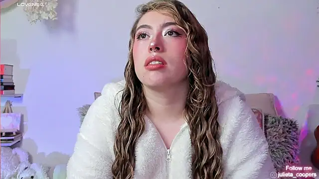 julieta cooper20 online show from 03/13/26, 03:46