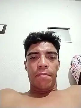 Snapshot of Flakito2490 chatting on 03/12/26, 11:44 Flakito2490 online show from 03/12/26, 11:44