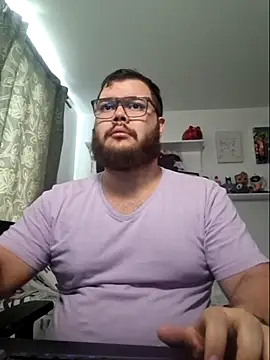 Snapshot of Edmund98 chatting on 11/13/25, 06:29 Edmund98 online show from 11/13/25, 06:29