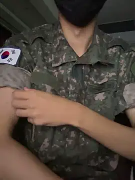 hello038038 online show from 11/30/25, 09:13