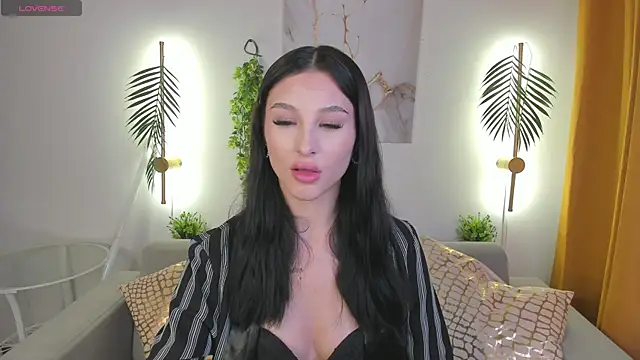 Erika Flame online show from 10/11/25, 12:47