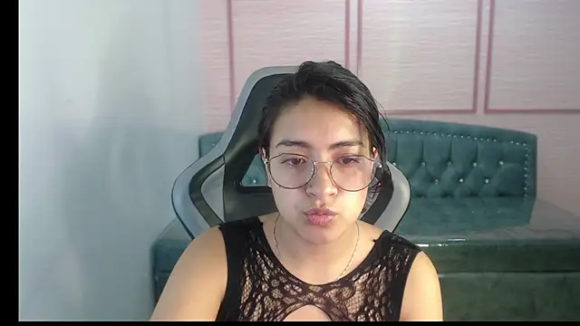 alexa romero t online show from 09/18/25, 01:02