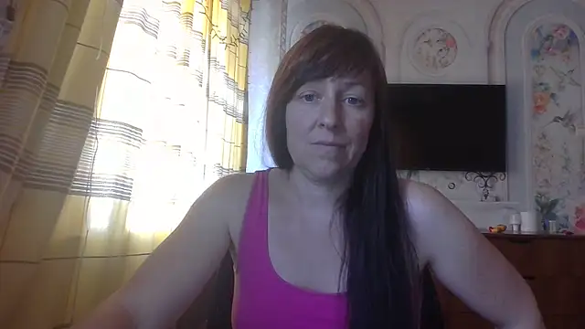 Snapshot of CarolinaReaperRed chatting on 06/05/26, 09:59 CarolinaReaperRed online show from 06/05/26, 09:59