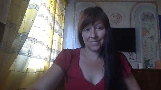 Snapshot of CarolinaReaperRed chatting on 06/08/26, 09:31 CarolinaReaperRed online show from 06/08/26, 09:31