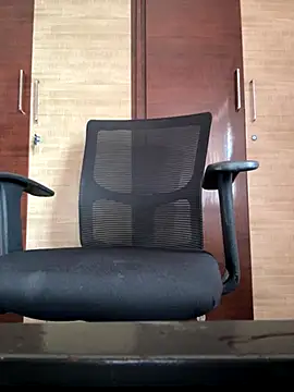 Snapshot of RightFielder chatting on 10/05/25, 09:51 RightFielder online show from 10/05/25, 09:51