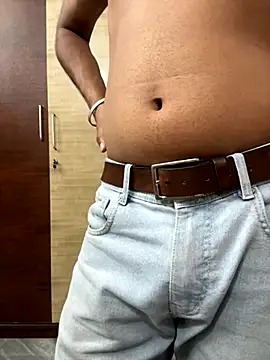 Snapshot of RightFielder chatting on 11/01/25, 03:25 RightFielder online show from 11/01/25, 03:25