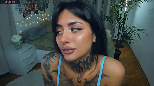 CharimgSabrina online show from 11/29/25, 06:16