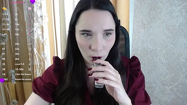 KateForLove online show from 03/07/25, 10:02