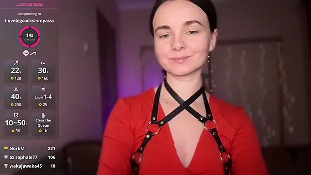 lanaloulou online show from 11/13/25, 12:09