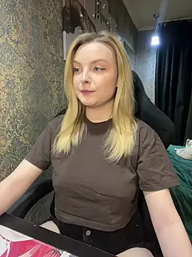 Lina ly online show from 03/19/25, 08:32