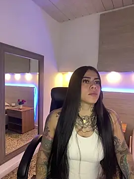 Snapshot of Cristal_Velle chatting on 09/12/25, 12:38 Cristal Velle online show from 09/12/25, 12:38