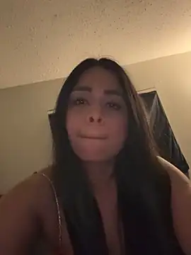 angiedaniel23 online show from 03/17/25, 05:34