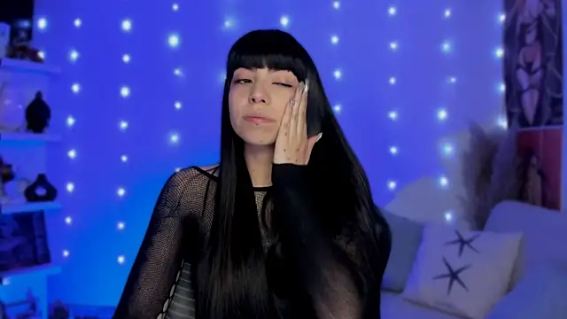 Saraa Desiree online show from 11/27/25, 11:51