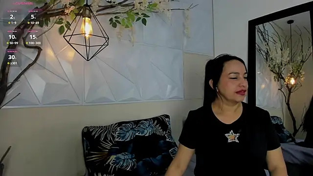 Snapshot of Chanel_milff_ chatting on 05/01/26, 03:16 Chanel milff online show from 05/01/26, 03:16