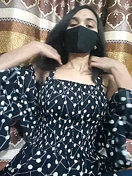 sexy-trisha1 online show from 03/04/25, 06:50